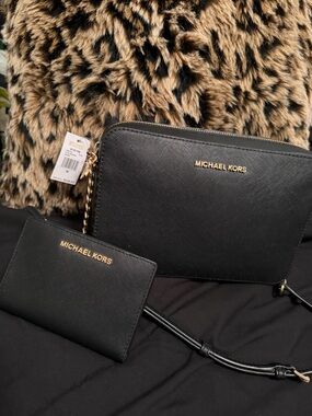 Michael Kors crossbody bundle 🖤✨